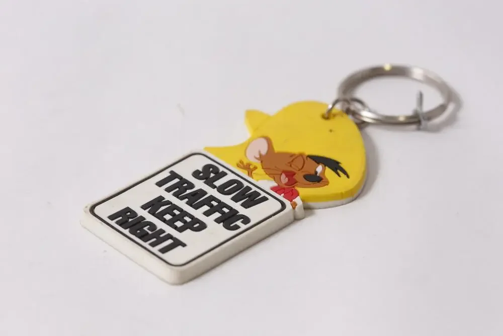 1996 Warner Bros Speedy Gonzales Keychain Slow Traffic Keep Right 260721-WH 177